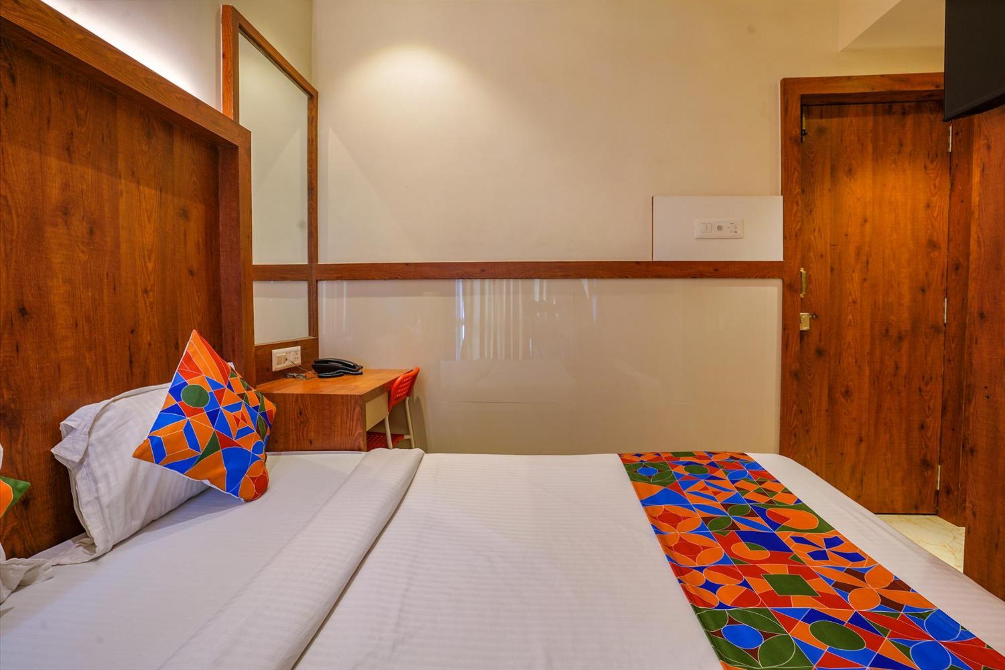 Fabexpress Super 7 Inn - Nr Rabale Station Navi Mumbai Exterior foto